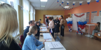 В Увельском округе молодым избирателям дарят подарки - Вся-Округа.РФ